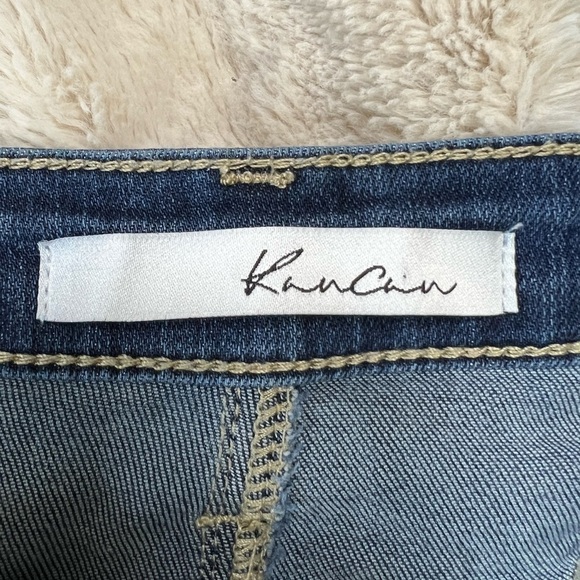 KanCan Distressed Stretch Denim Jean Skirt With Raw Released Hem - Size 9/28 - Picture 7 of 9